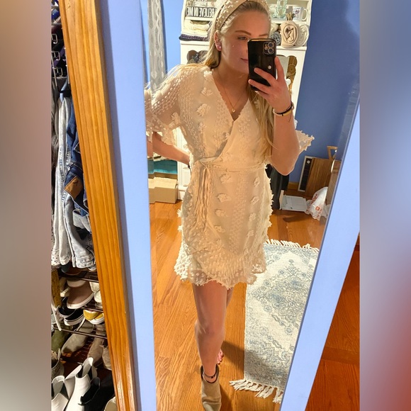 Bella Ella Moving On Textured Mini Dress - NWOT - Picture 10 of 10